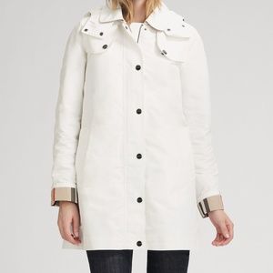 Burberry Brit White Raincoat (ISO)